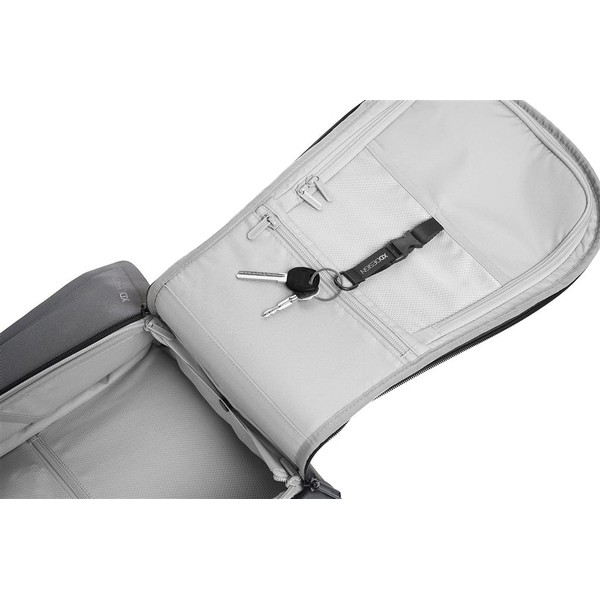XI-P705.932