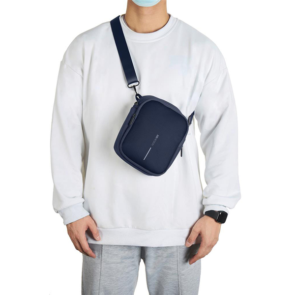 XI-P705.955