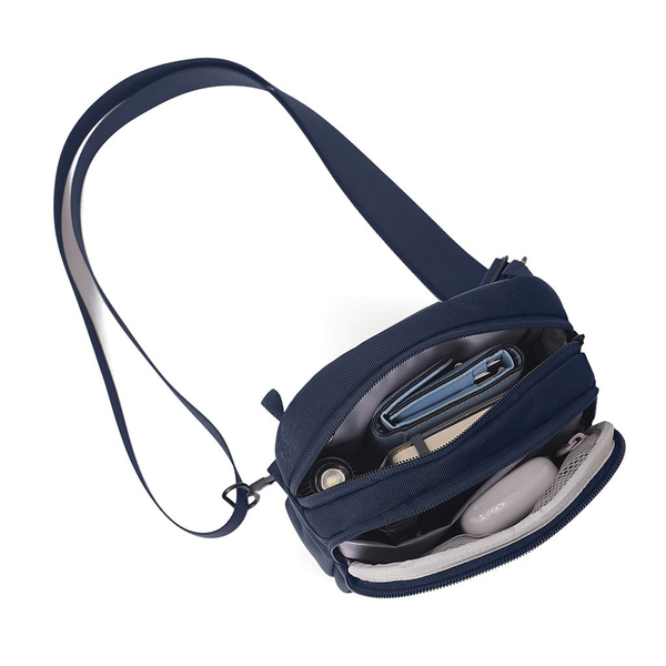 XI-P705.955