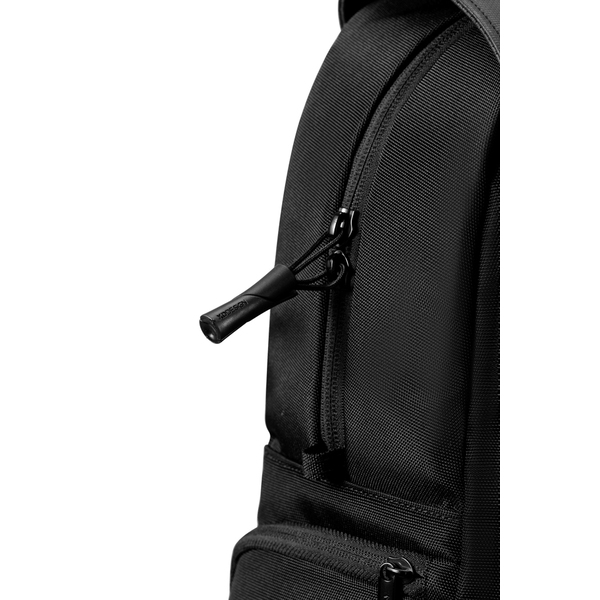 XI-P705.981
