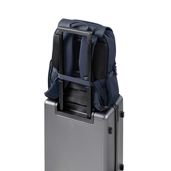 XI-P705.985