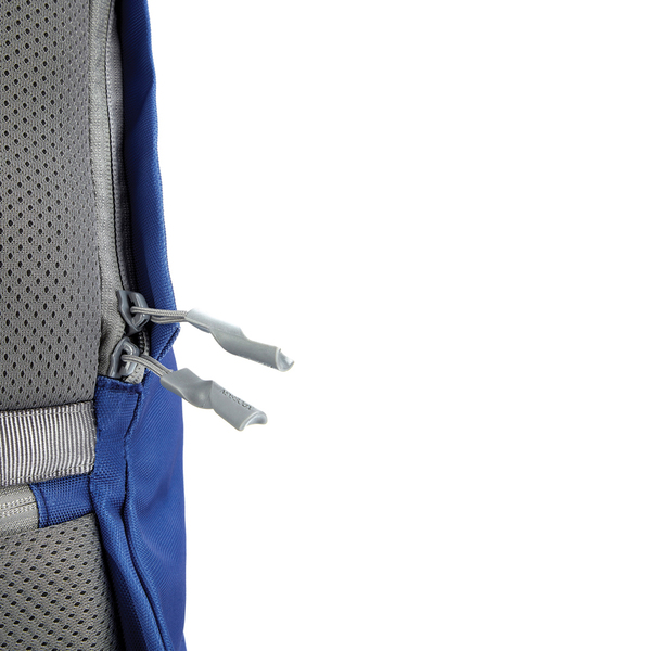 XI-P705.995