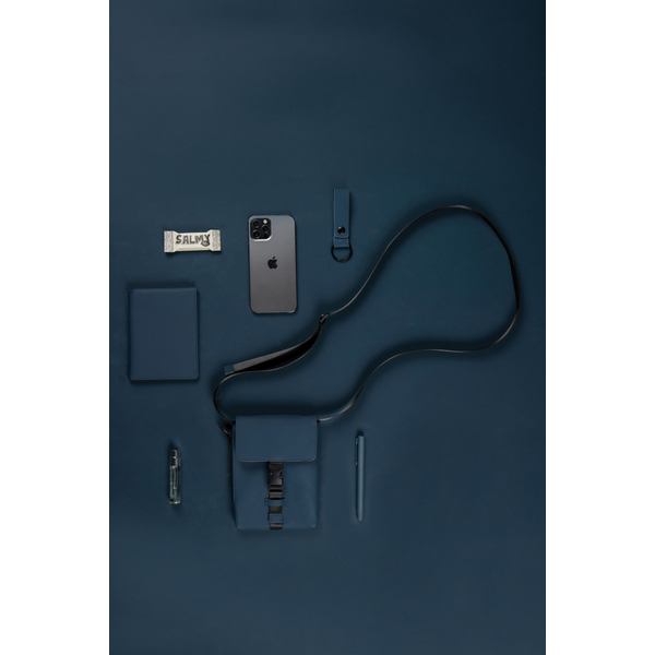 XI-V7630025